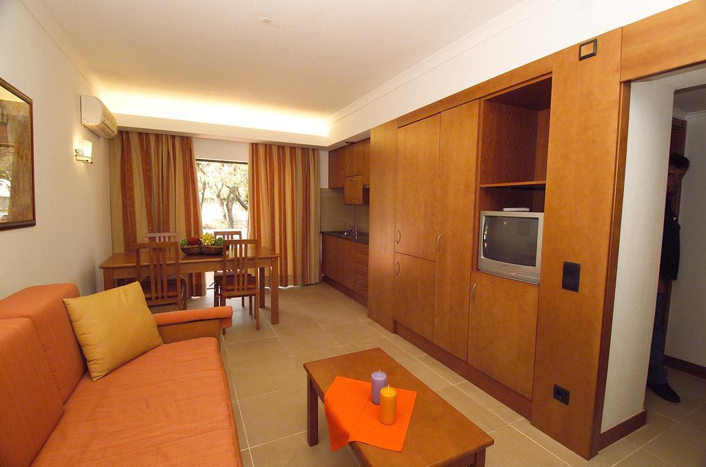 Apartamentos Alvaflor Quarteira Exteriér fotografie